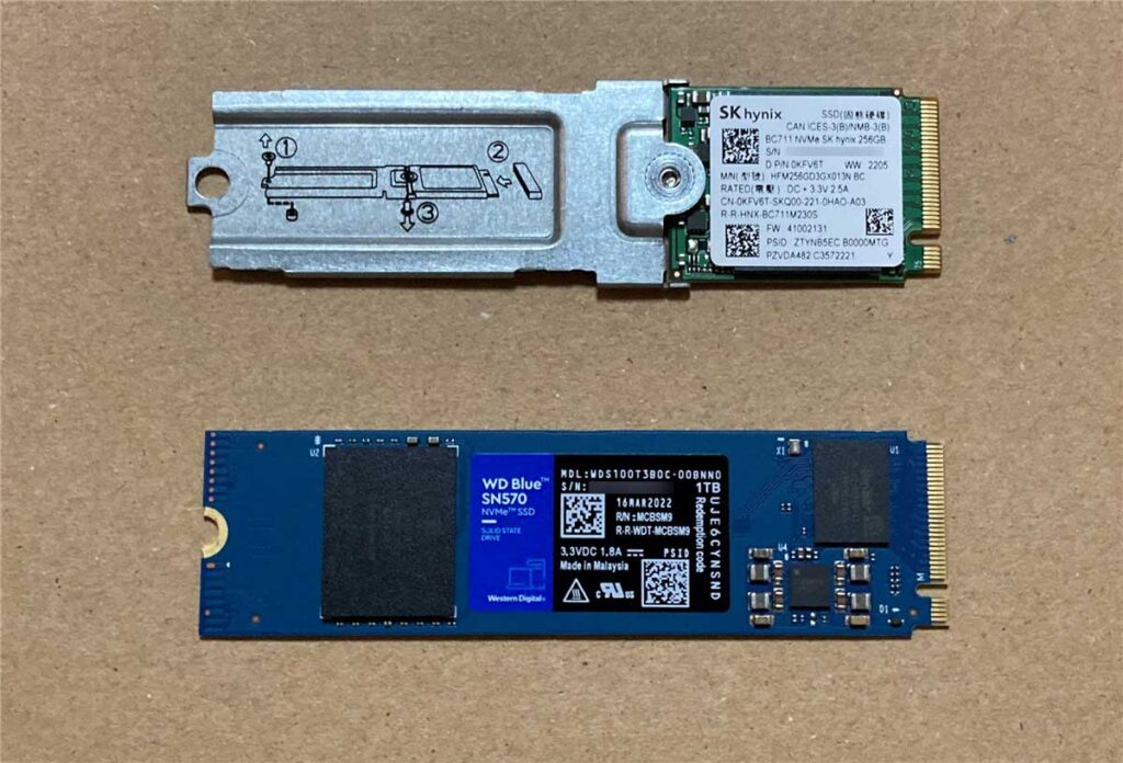新旧SSDの大きさ比較