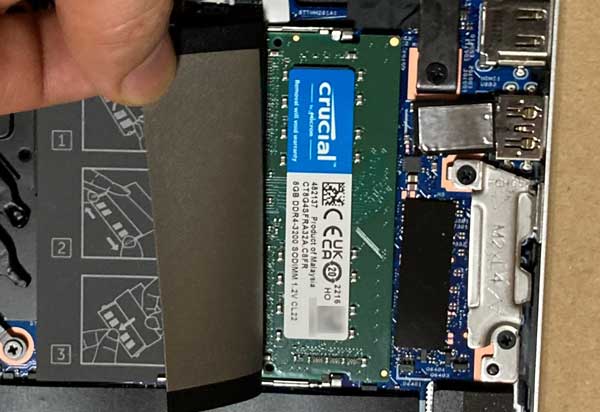 Dell Inspiron 16(5625)のメモリ増設完了